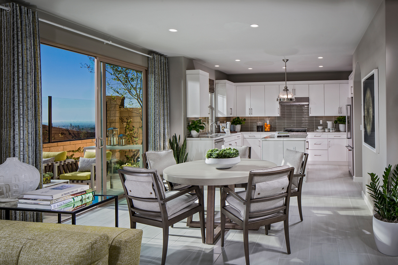 Residence 3 Kitchen